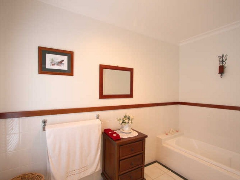 6 Blue Wren Close, Gulmarrad NSW 2463