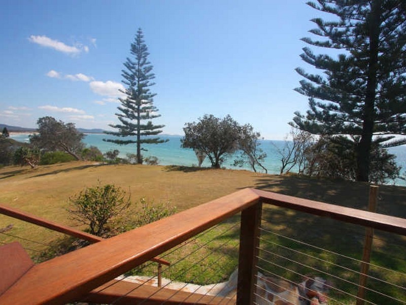 39 Ocean Road, Brooms Head NSW 2463