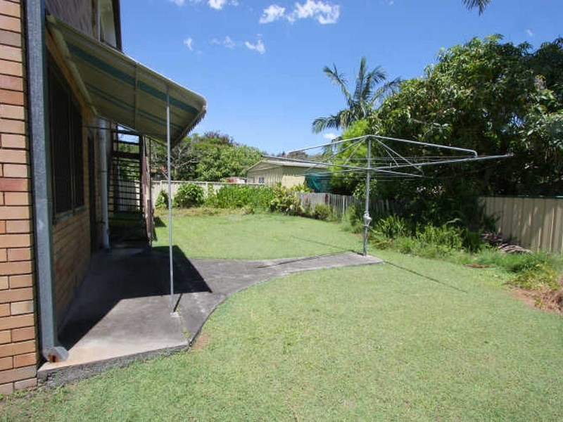 8 John Street, Maclean NSW 2463