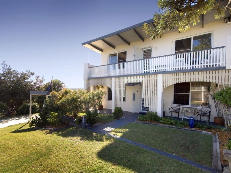 2 Azalea Street, Brooms Head NSW 2463