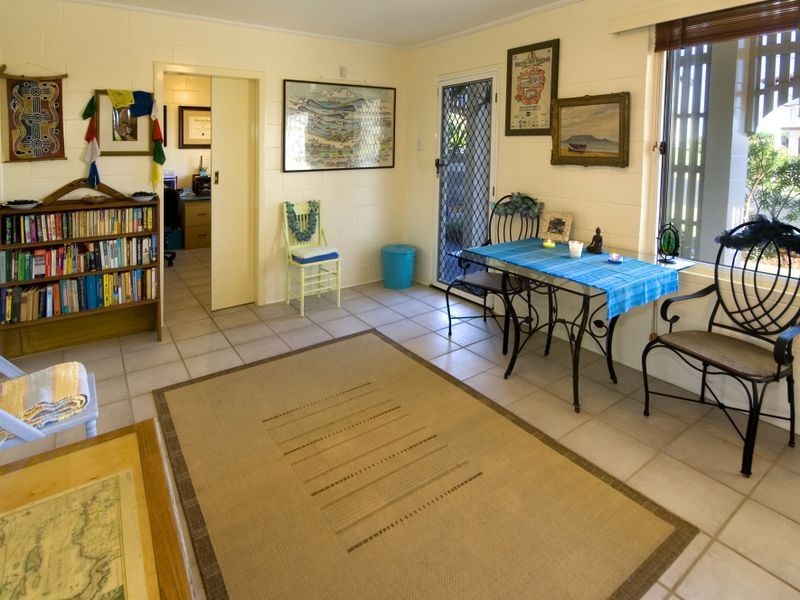 2 Azalea Street, Brooms Head NSW 2463