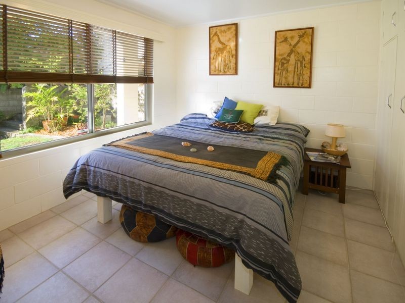 2 Azalea Street, Brooms Head NSW 2463