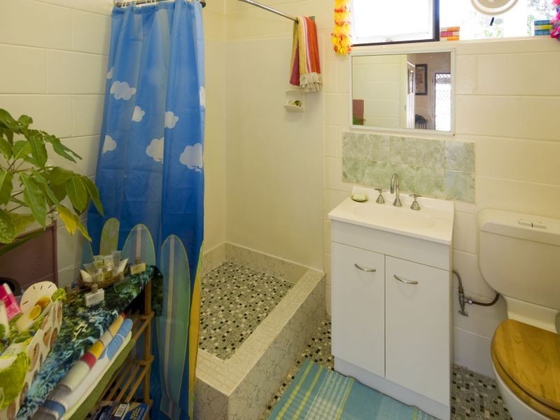 2 Azalea Street, Brooms Head NSW 2463