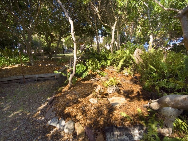 2 Azalea Street, Brooms Head NSW 2463