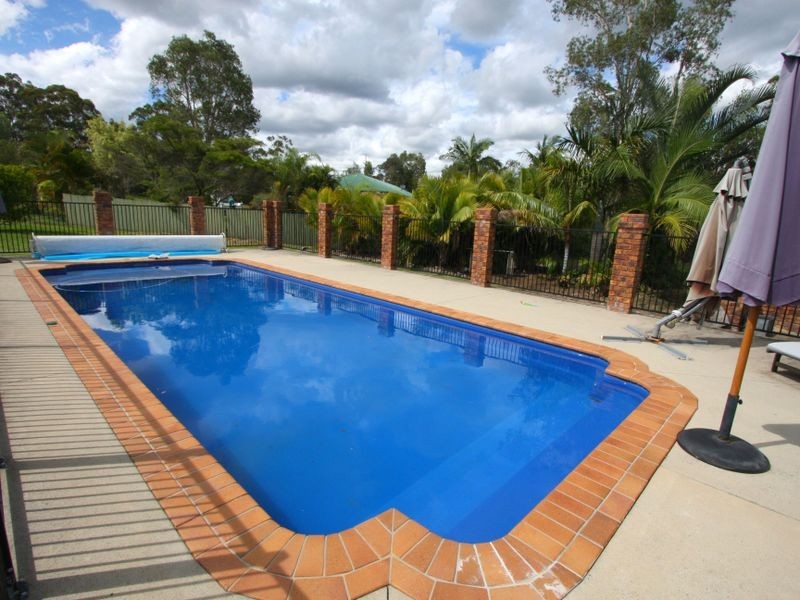 6 Major Mitchell Drive, Gulmarrad NSW 2463