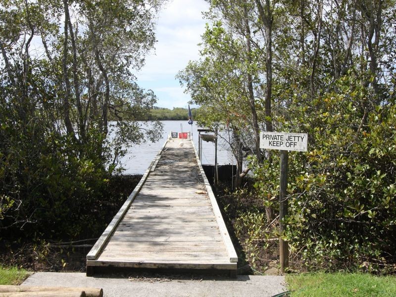 15 Oyster Channel Road, Yamba NSW 2464