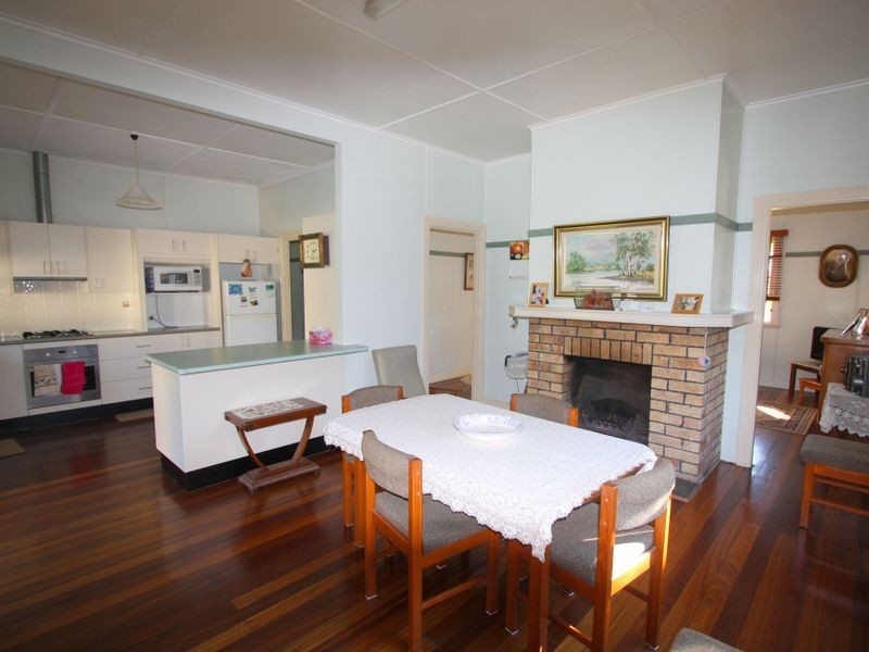 11 Roderick Street, Maclean NSW 2463