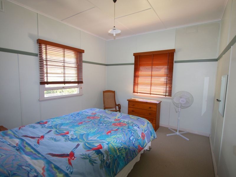 11 Roderick Street, Maclean NSW 2463