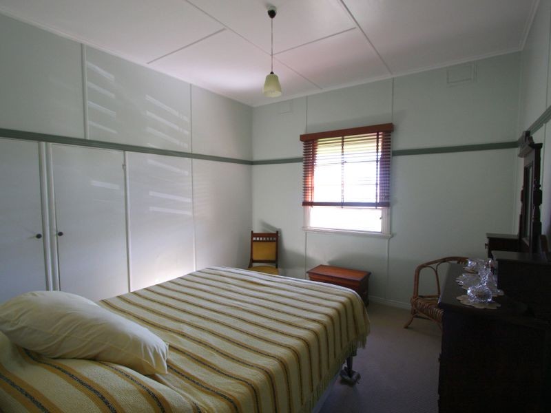 11 Roderick Street, Maclean NSW 2463