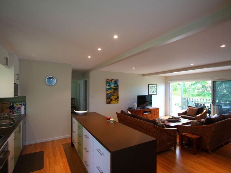 6 Poinsettia Crescent, Brooms Head NSW 2463
