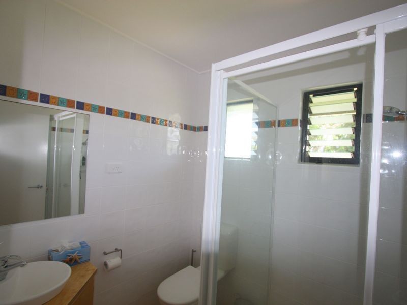 6 Poinsettia Crescent, Brooms Head NSW 2463