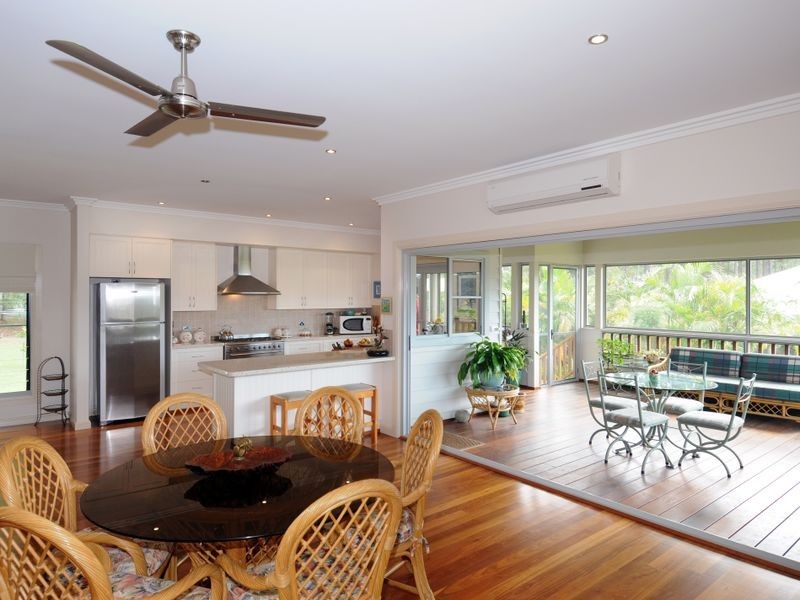 9 Whispering Pine Place, Gulmarrad NSW 2463