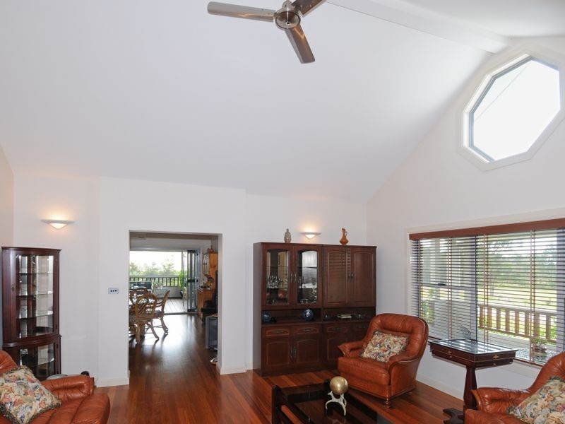 9 Whispering Pine Place, Gulmarrad NSW 2463