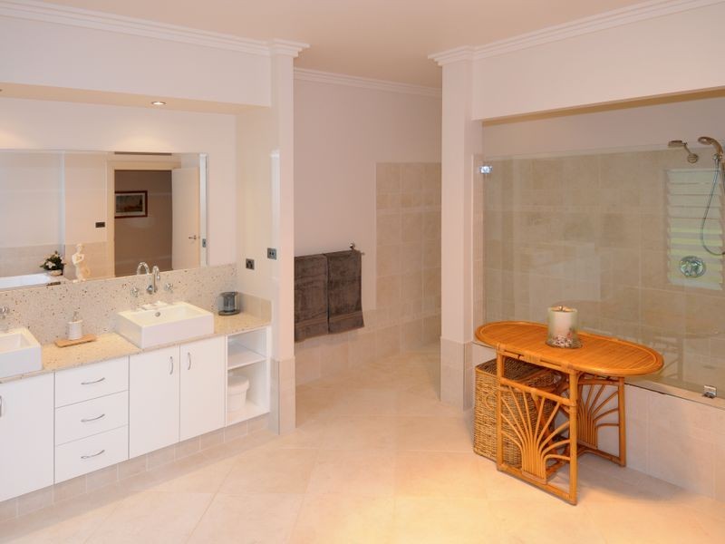 9 Whispering Pine Place, Gulmarrad NSW 2463