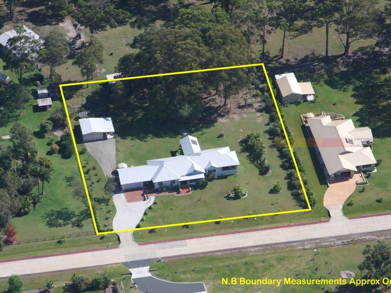 9 Whispering Pine Place, Gulmarrad NSW 2463