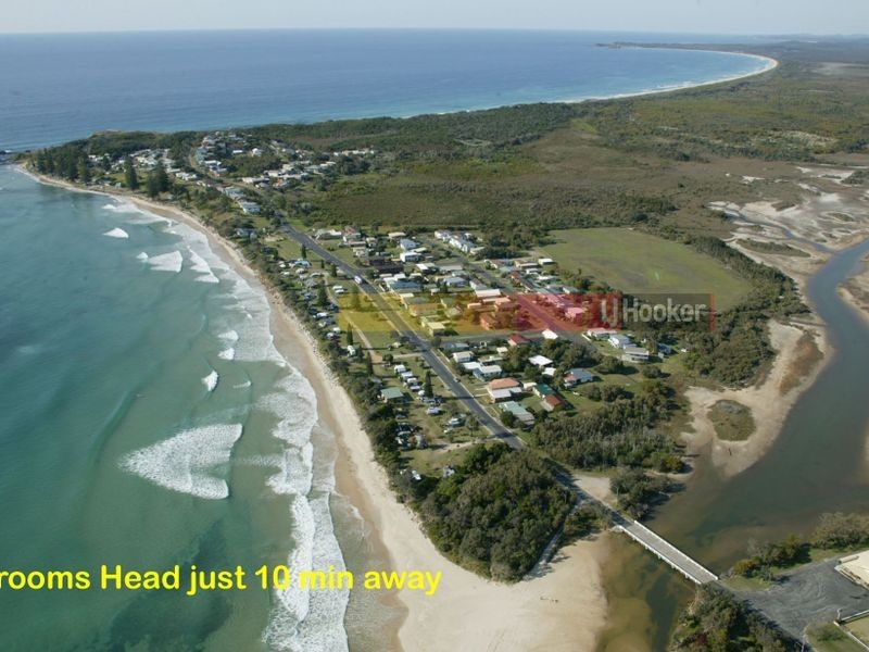 9 Whispering Pine Place, Gulmarrad NSW 2463