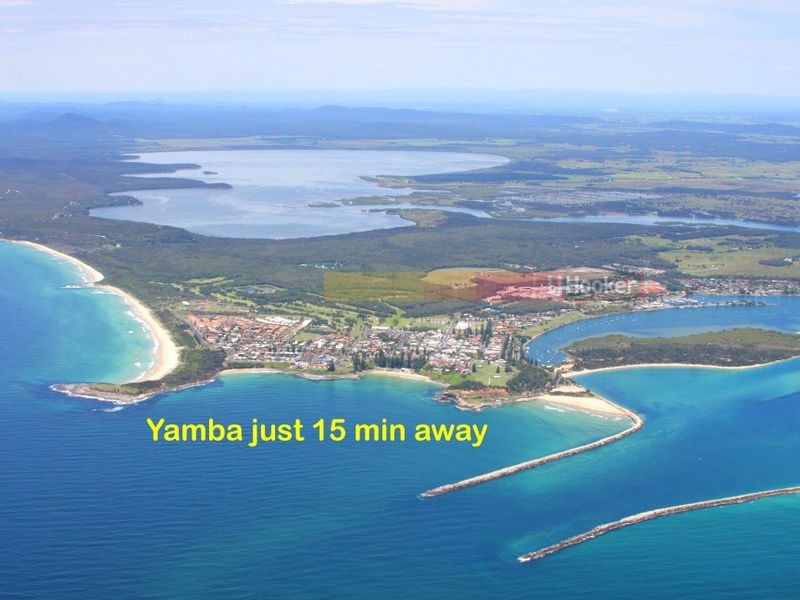 9 Whispering Pine Place, Gulmarrad NSW 2463