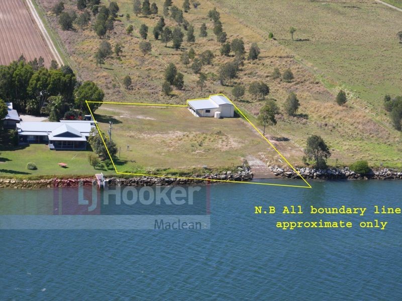 285 x School Road Palmers Island via, Yamba NSW 2464