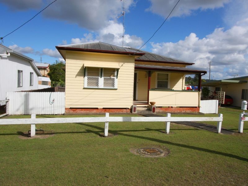 10 Taloumbi Street, Maclean NSW 2463