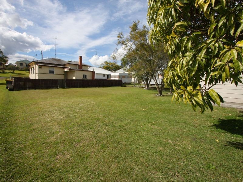 10 Taloumbi Street, Maclean NSW 2463