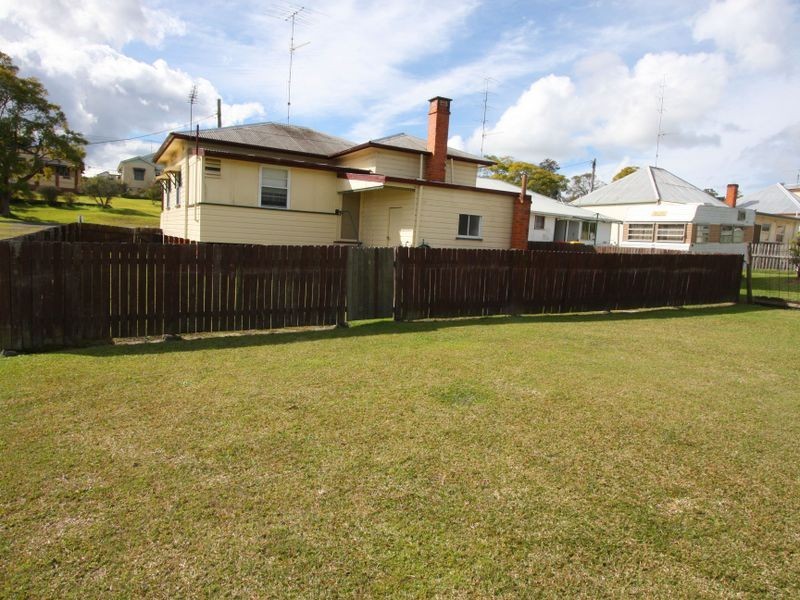 10 Taloumbi Street, Maclean NSW 2463