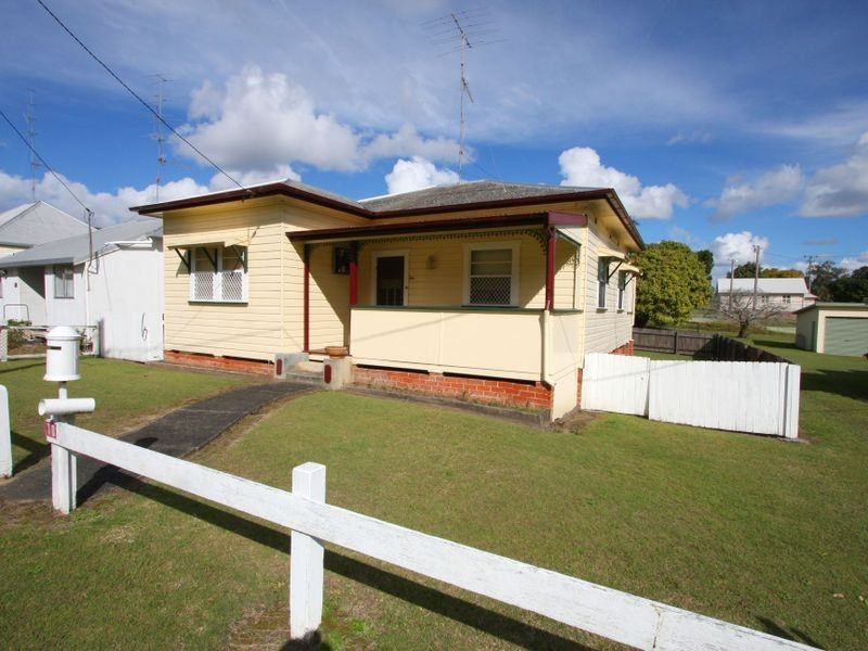 10 Taloumbi Street, Maclean NSW 2463