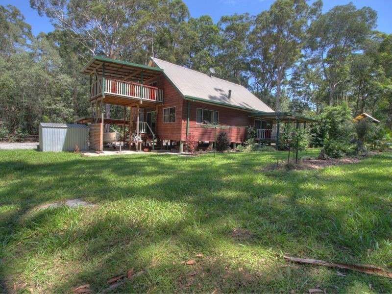 10 West Street, Woombah NSW 2469