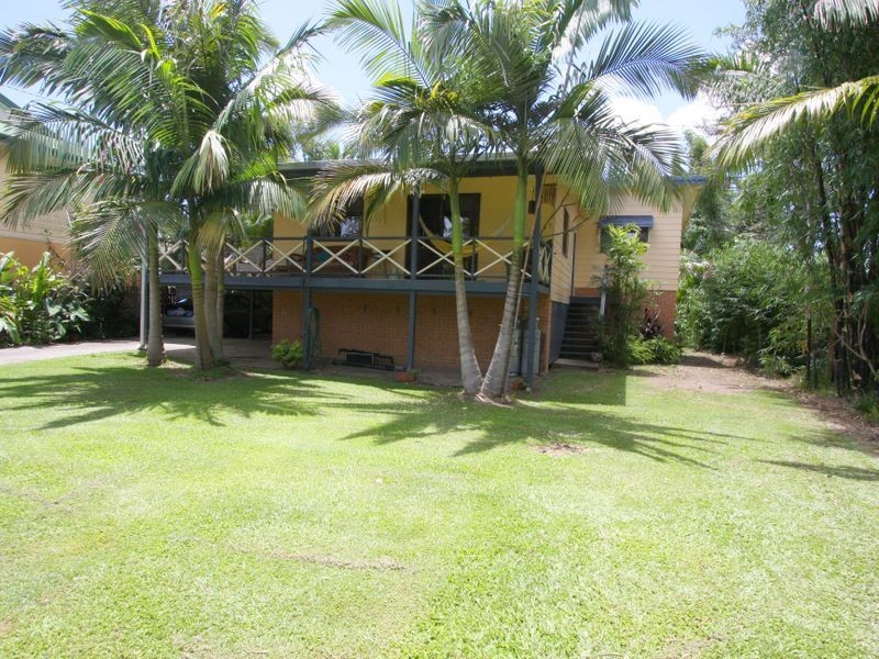 8x Carrington St. Palmers Island Via, Yamba NSW 2464