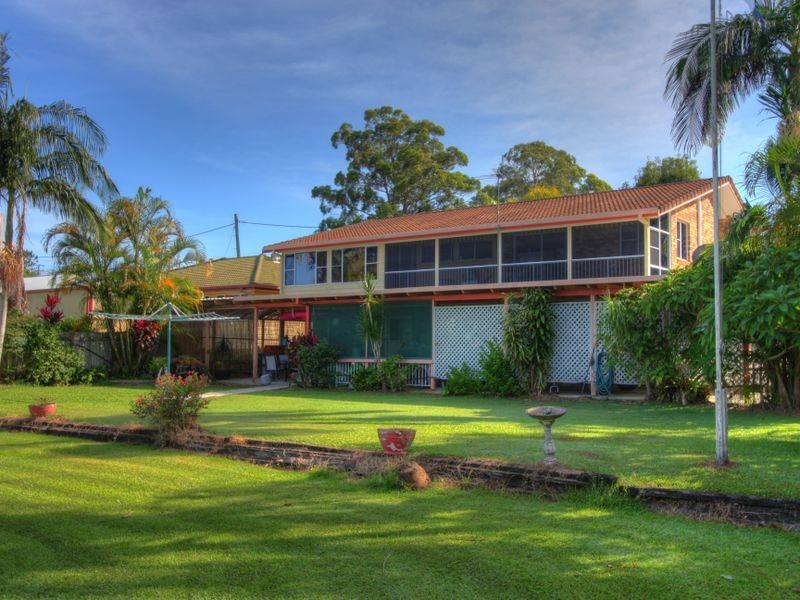 20 River Lane, Woombah NSW 2469