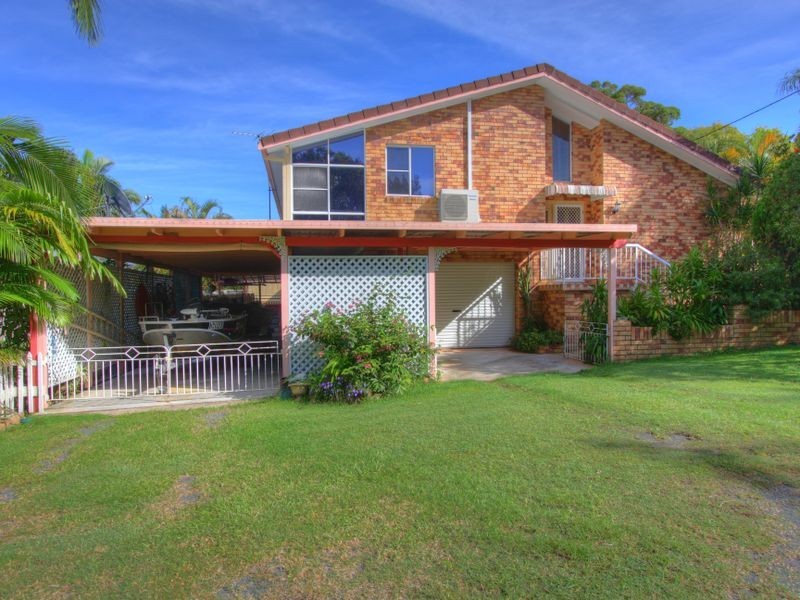 20 River Lane, Woombah NSW 2469