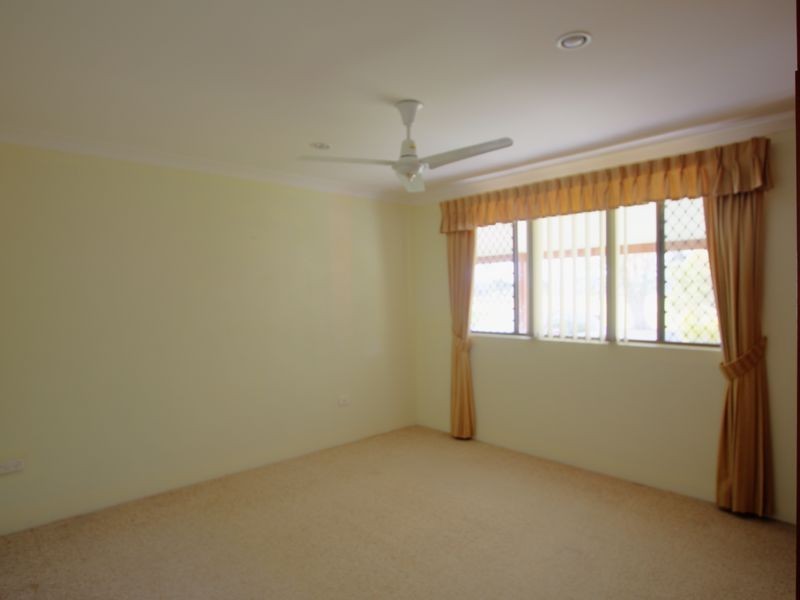 22 Central Avenue, Maclean NSW 2463
