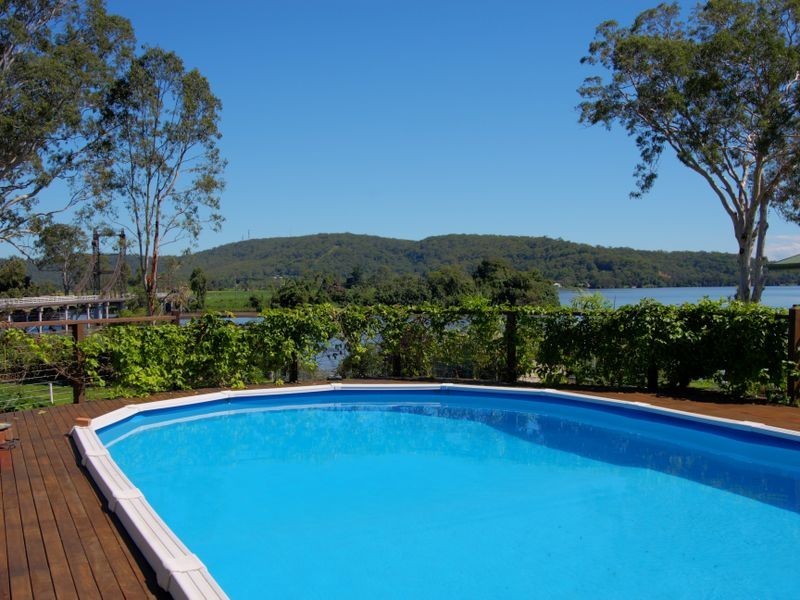8 Cameron Street, Maclean NSW 2463