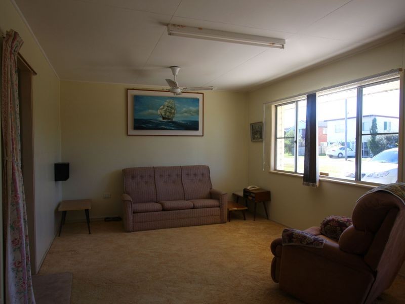 16 Honeysuckle Street, Brooms Head NSW 2463