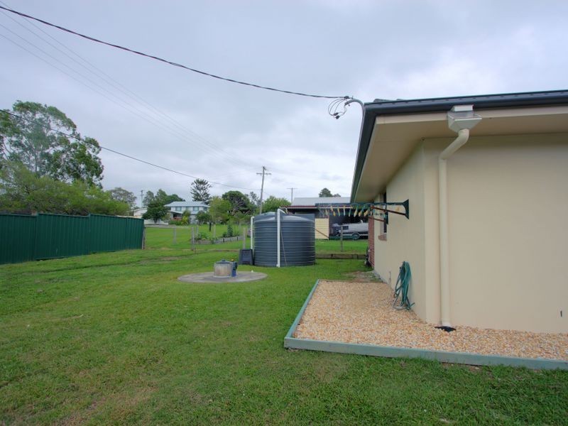 33 Middle Street, Woombah NSW 2469