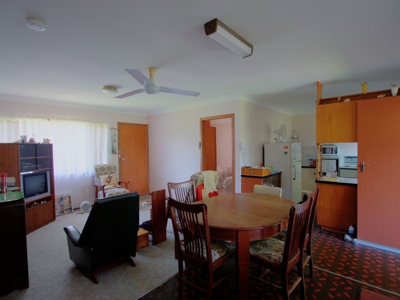 3 Yamba Street, Palmers Island NSW 2463