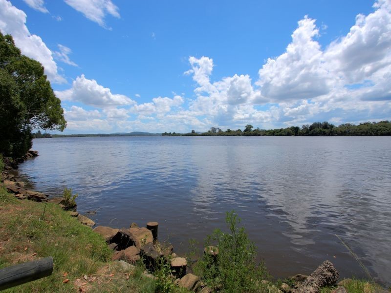 3 Yamba Street, Palmers Island NSW 2463