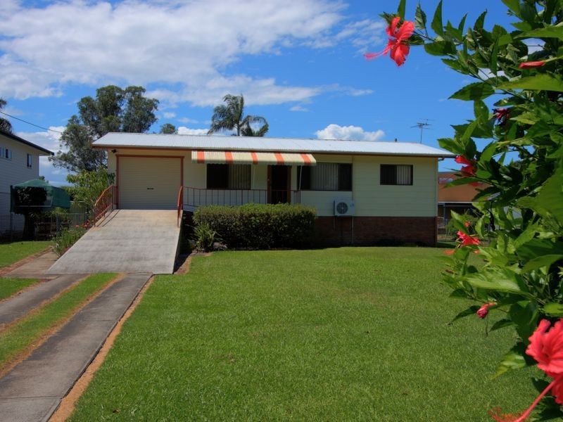 3 Yamba Street, Palmers Island NSW 2463