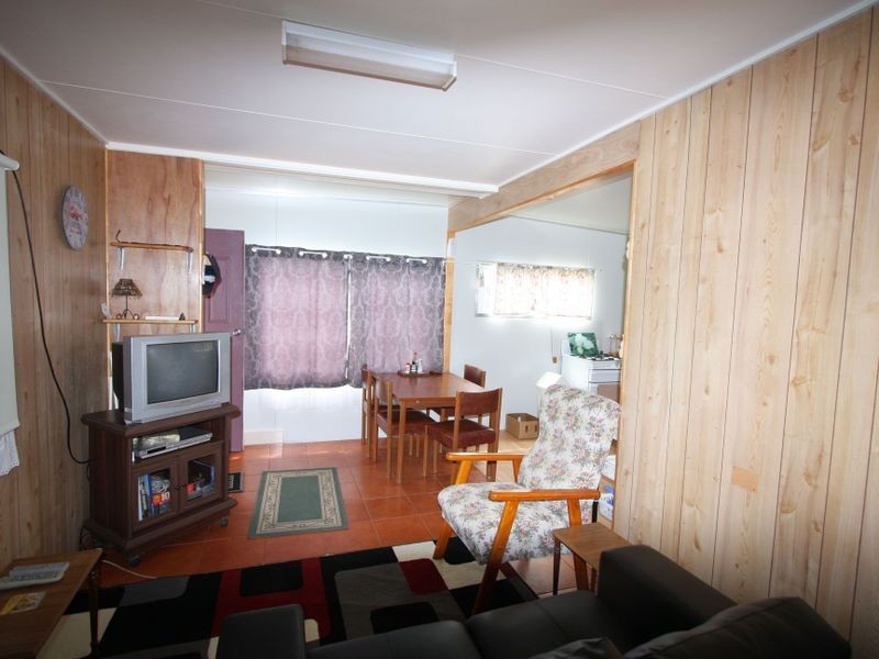 77 mobile Brooms Head Cabin, Brooms Head NSW 2463