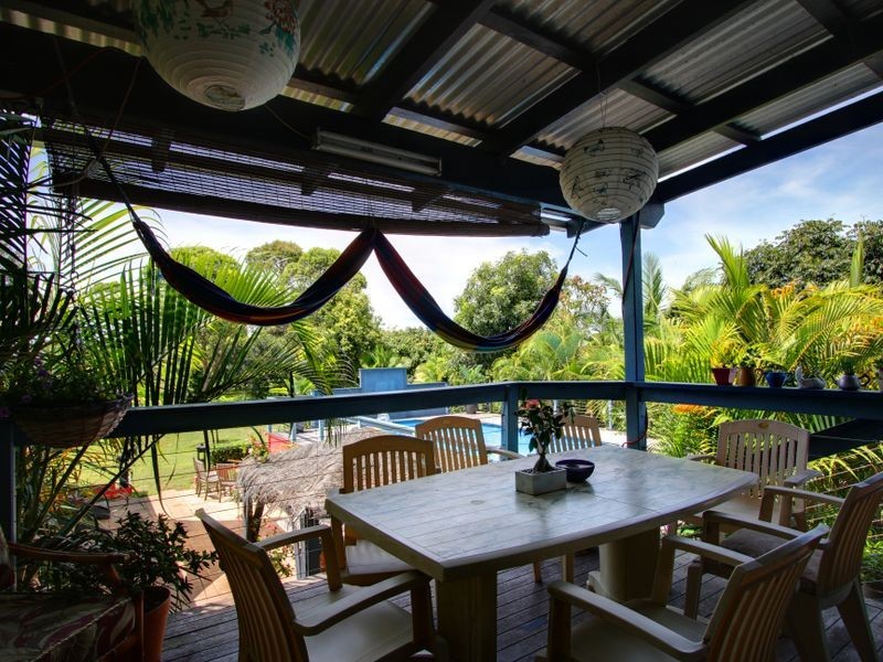 87 Middle Road, Palmers Island NSW 2463