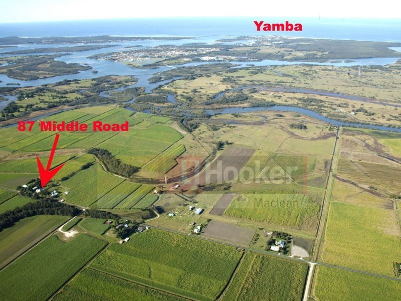 87 Middle Road, Yamba NSW 2464