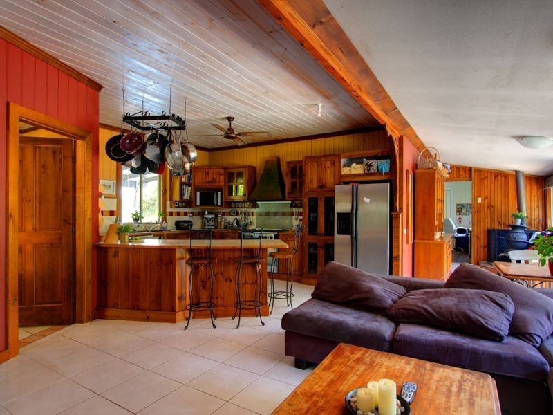 87 Middle Road, Yamba NSW 2464