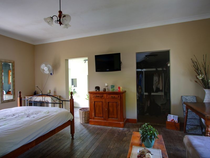 87 Middle Road, Yamba NSW 2464