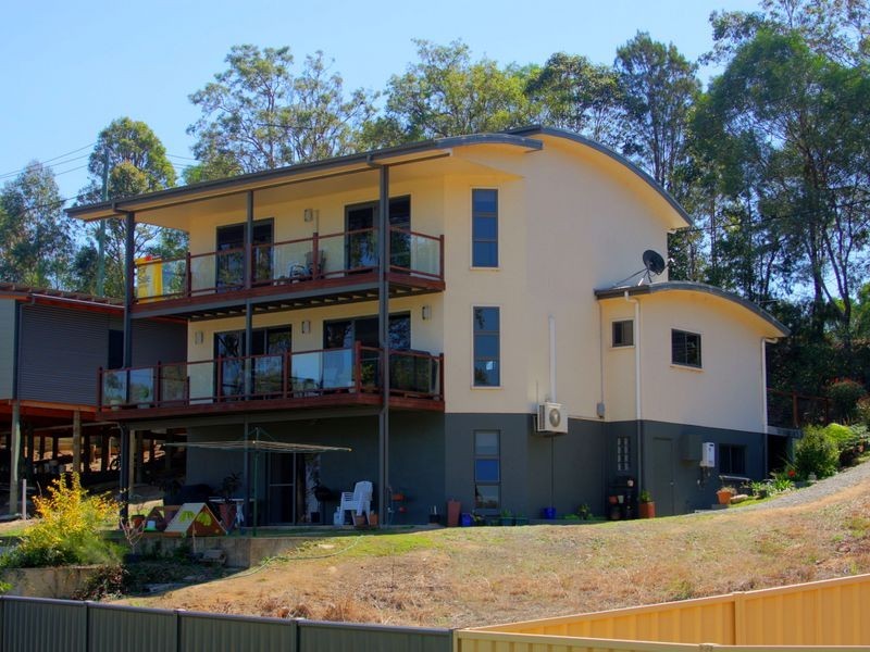 126 Wharf Street, Maclean NSW 2463