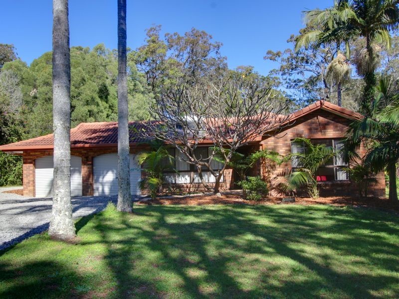 4 Forest Way, Woombah NSW 2469