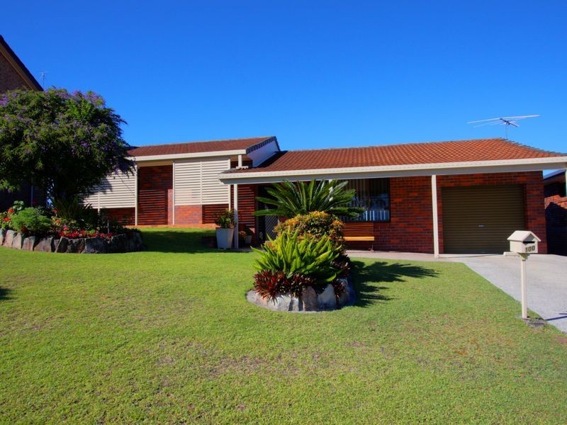 100 Wharf Street, Maclean NSW 2463