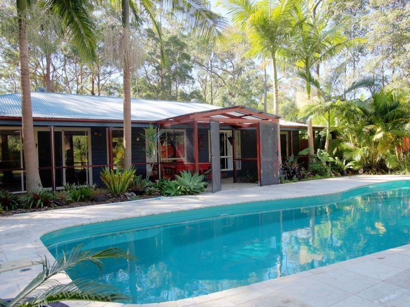 33 Emu Drive, Woombah NSW 2469