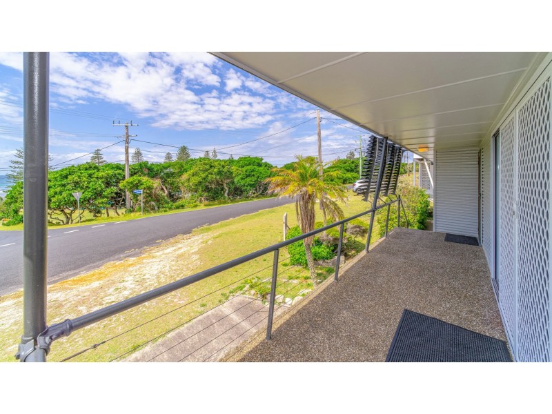 128 Ocean Road, Brooms Head NSW 2463