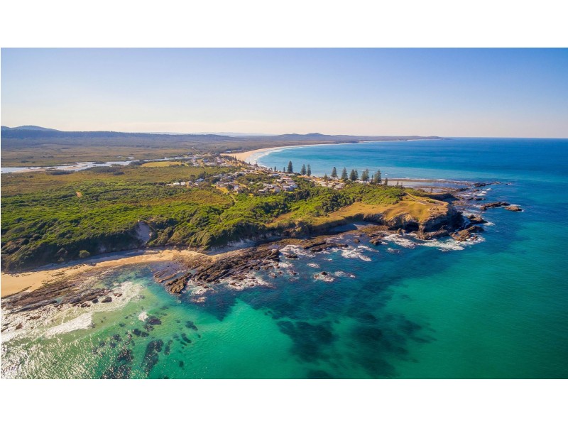 128 Ocean Road, Brooms Head NSW 2463