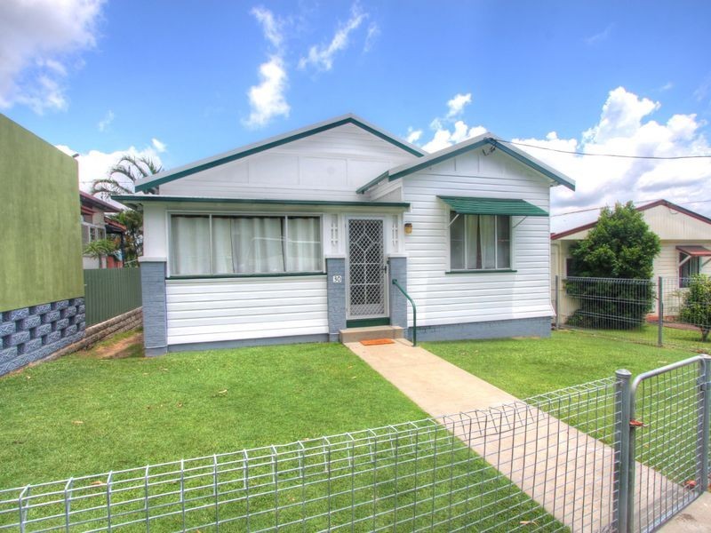 30 Woodford Street, Maclean NSW 2463