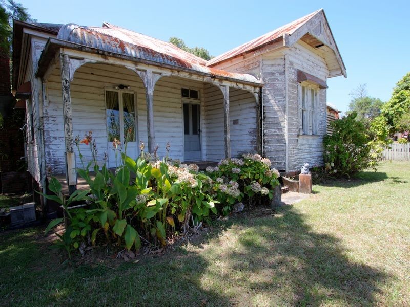 10 Clarence Street, Brushgrove NSW 2460